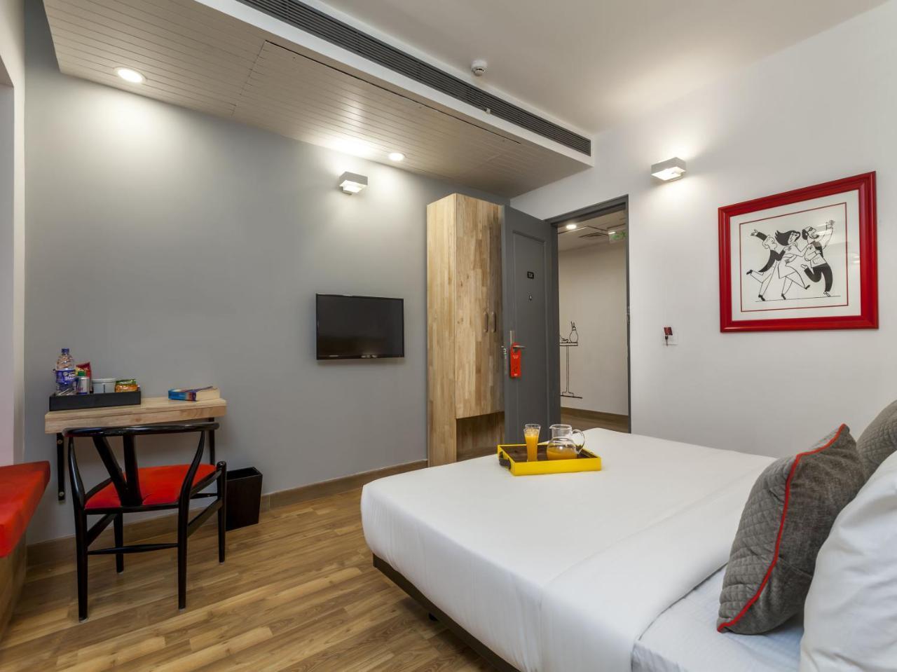 Oyo Townhouse 11 Esplanade Hotel Kalkutta Kültér fotó