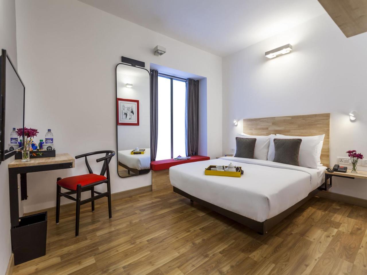 Oyo Townhouse 11 Esplanade Hotel Kalkutta Kültér fotó